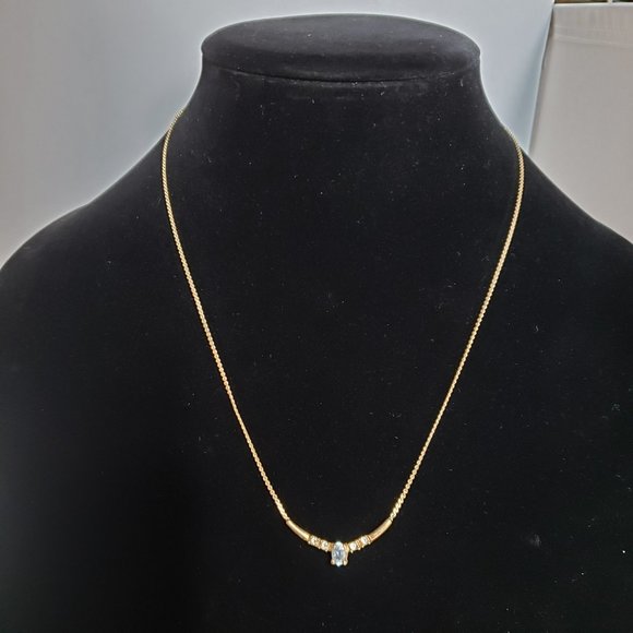 NECKLACE Gold Tone With 4 Small Clear & 1 Center Sky Blue Rhinestones 19” - Picture 1 of 16